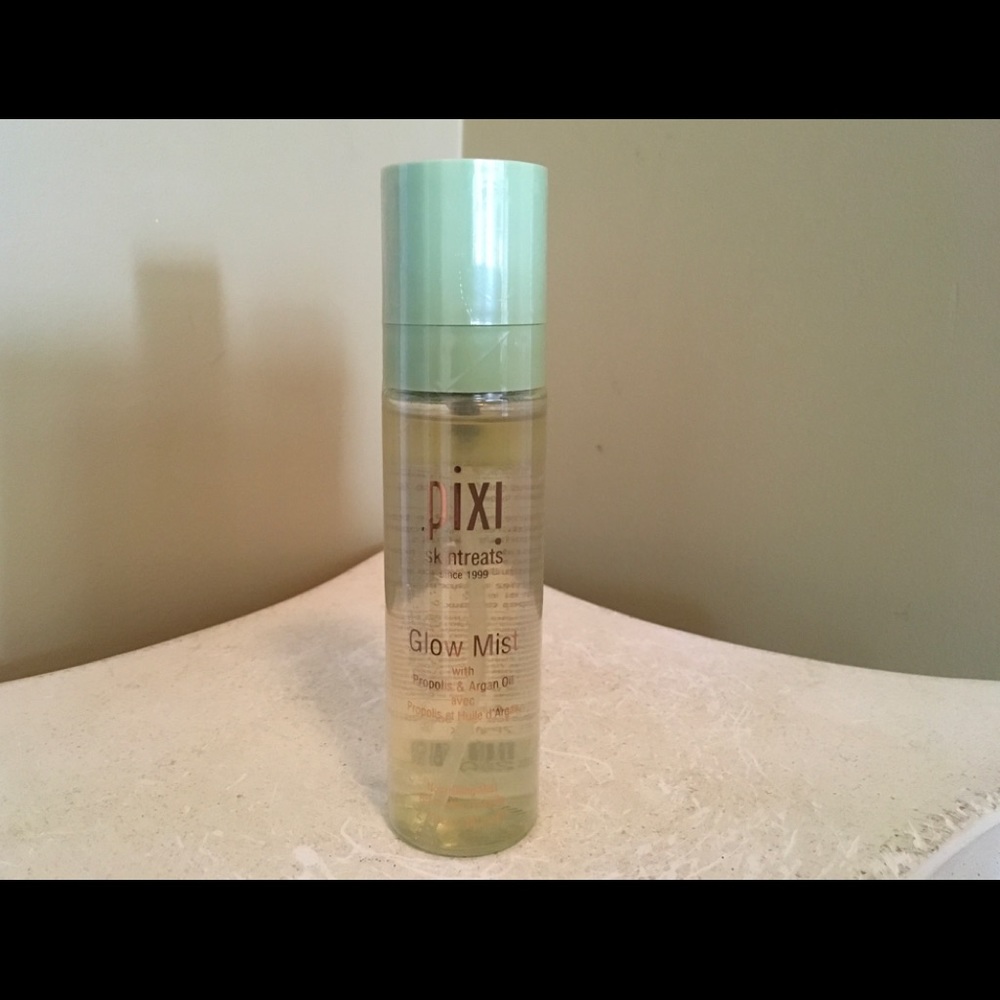 Pixi Skintreats Flow Mist for Face - 2.7 oz. - New/Sealed!